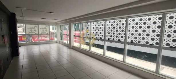 Sala Comercial à venda, 35m² no Centro, Cabo Frio