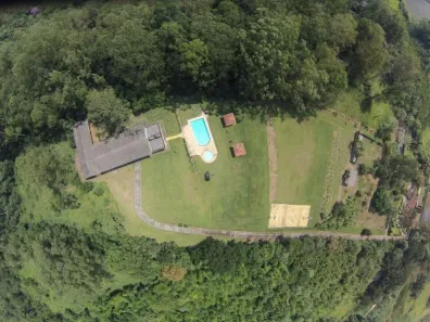 Fazenda/Sítio com 6 Quartos à venda, 800m² no Pindorama, Mogi das Cruzes