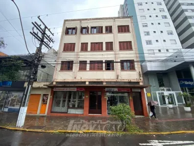 Sala Comercial para alugar, 172m² no São Pelegrino, Caxias do Sul