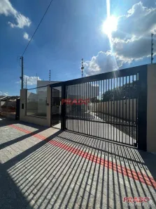 Casa com 3 Quartos para alugar, 100m² no Jardim Rebouças, Maringá