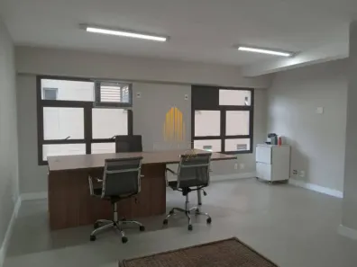 Sala Comercial à venda, 33m² no Vila Nova Conceição, São Paulo