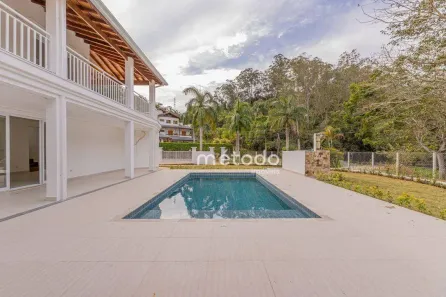 Casa de Condomínio com 4 Quartos à venda, 310m² no Condomínio Residencial Alpes de Guararema, Guararema