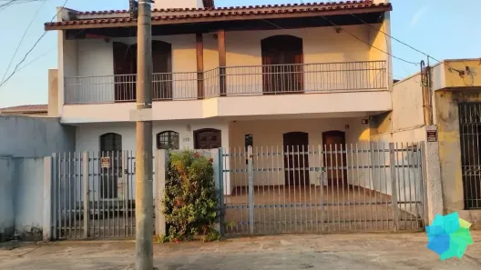 Casa com 3 Quartos para alugar, 270m² no Vila Henrique, Salto