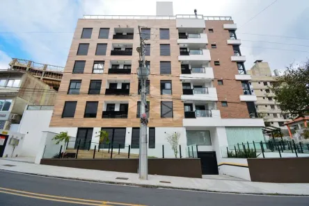 Apartamento com 2 Quartos para alugar, 85m² no Centro, Florianópolis