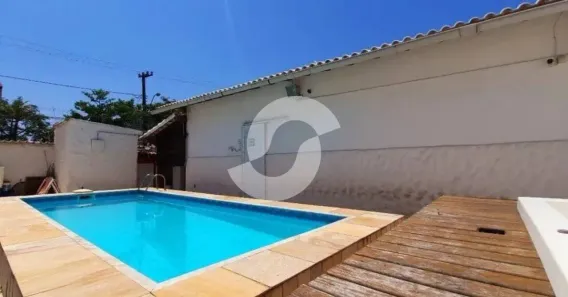 Casa com 3 Quartos à venda, 375m² no Piratininga, Niterói