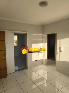 Apartamento com 2 Quartos para alugar, 56m² no Lagoinha, Uberlândia