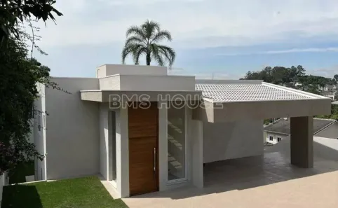 Casa com 4 Quartos à venda, 335m² no Golf Gardens, Carapicuíba