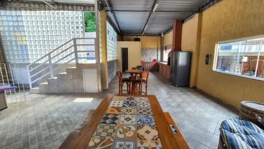 Casa de Condomínio com 4 Quartos à venda, 420m² no Brás de Pina, Rio de Janeiro