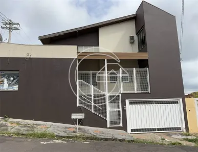 Casa com 3 Quartos à venda, 196m² no Centro, Marília
