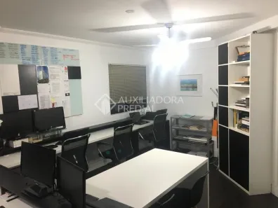 Sala Comercial à venda, 90m² no Petrópolis, Porto Alegre