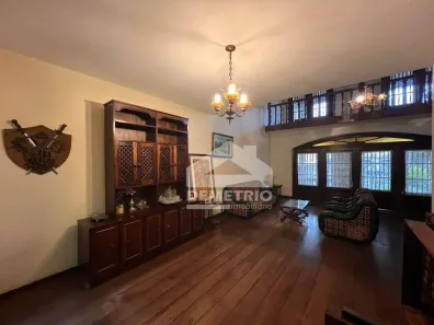Casa com 4 Quartos para alugar, 573m² no Pedregulho, Guaratinguetá