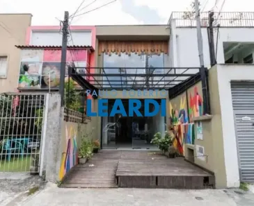 Ponto Comercial para venda ou aluguel, 250m² no Pinheiros, São Paulo