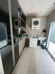 Casa de Condomínio com 3 Quartos à venda, 279m² no Gleba Fazenda Palhano, Londrina