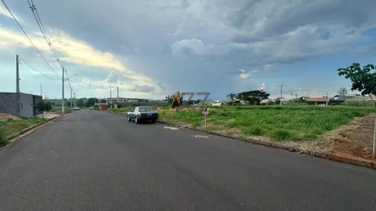 Lote/Terreno à venda, 200m² no Jardim dos Jatobás 2, Ipiguá