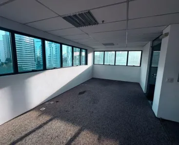 Ponto Comercial para alugar, 90m² no Cidade Monções, São Paulo