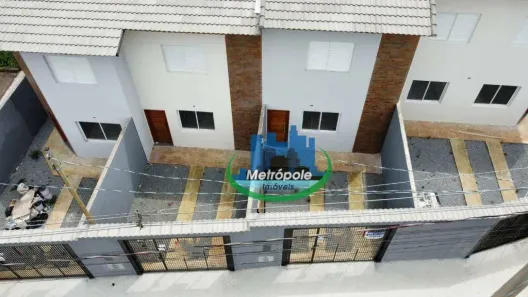 Sobrado com 2 Quartos à venda, 70m² no Residencial Jasmim, Itaquaquecetuba