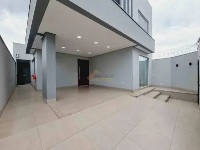 Casa com 4 Quartos à venda, 290m² no Residencial Doutor Walchir Resende Costa, Divinópolis