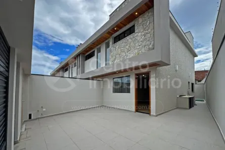 Casa com 3 Quartos à venda, 56m² no , Peruíbe