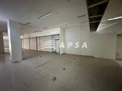 Ponto Comercial para alugar, 579m² no Madureira, Rio de Janeiro