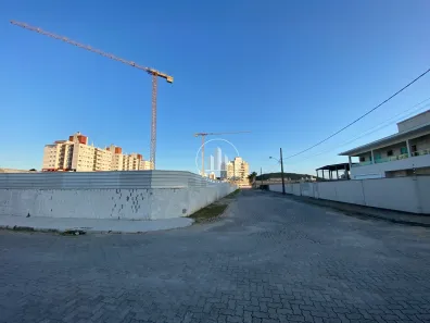 Apartamento com 2 Quartos à venda, 56m² no Rio Caveiras, Biguaçu