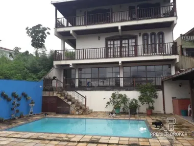 Casa com 5 Quartos à venda, 367m² no Fazendinha, Teresópolis