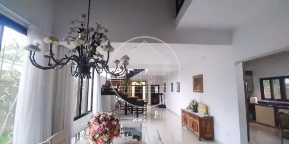 Sobrado com 6 Quartos à venda, 400m² no Jardim Santa Helena, São Paulo