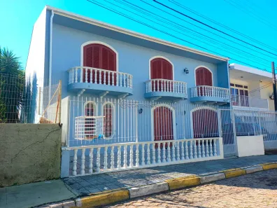 Casa com 4 Quartos à venda, 400m² no Coqueiros, Florianópolis