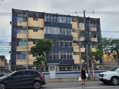 Apartamento com 2 Quartos para alugar, 90m² no Cordeiro, Recife