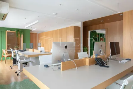 Prédio Comercial à venda, 100m² no Campo Belo, São Paulo