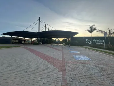 Lote/Terreno à venda, 542m² no Jardins França, Goiânia