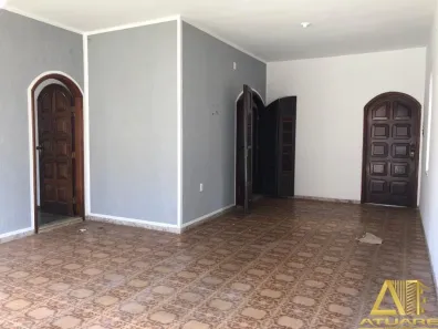 Casa com 4 Quartos para alugar, 285m² no Centro, Pouso Alegre