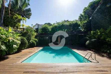 Casa de Condomínio com 4 Quartos à venda, 743m² no São Francisco, Niterói