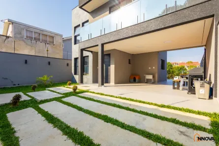 Sobrado com 3 Quartos à venda, 202m² no Alto Boqueirão, Curitiba