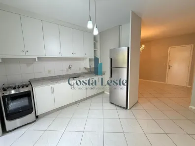 Apartamento com 2 Quartos para alugar, 60m² no Itacorubi, Florianópolis