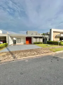 Casa de Condomínio com 3 Quartos para alugar, 249m² no Ribeirão do Lipa, Cuiabá