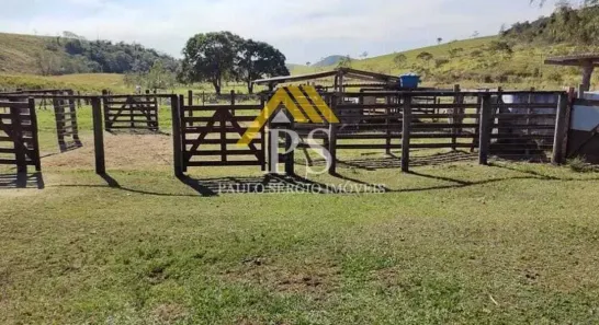 Fazenda/Sítio com 3 Quartos à venda, 847000m² no , Rio Bonito
