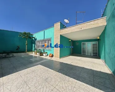 Casa com 3 Quartos para venda ou aluguel, 185m² no Centro, Suzano