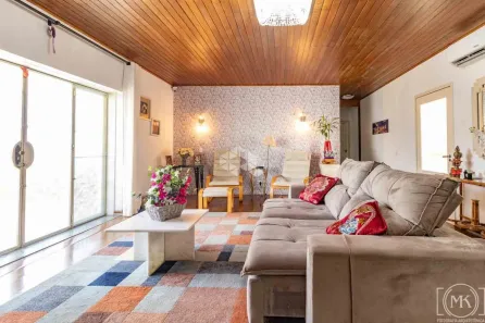 Casa com 4 Quartos à venda, 249m² no Azenha, Porto Alegre