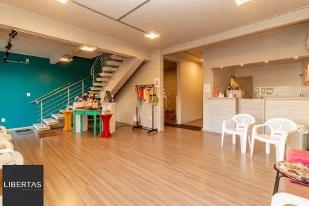 Ponto Comercial à venda, 192m² no Vila Ipiranga, Porto Alegre