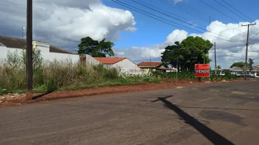 Lote/Terreno à venda, 372m² no Conjunto Flamingos, Arapongas