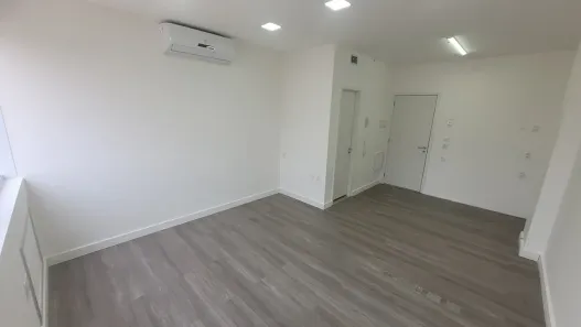 Sala Comercial para alugar, 22m² no Barra Olímpica, Rio de Janeiro