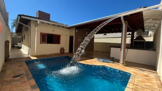 Casa de Condomínio com 3 Quartos para alugar, 270m² no Residencial Villaggio, Bauru