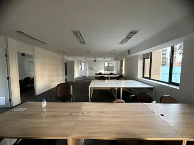 Sala Comercial para alugar, 140m² no Jardim Paulistano, São Paulo