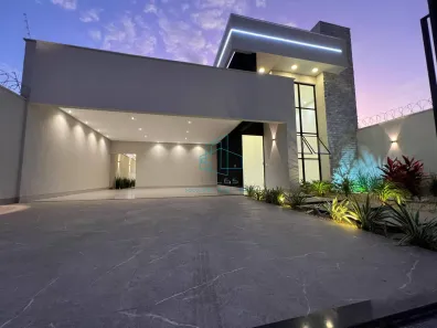 Casa com 3 Quartos à venda, 225m² no Setor Cristina II Expansão, Trindade