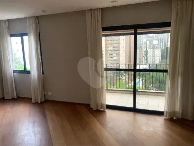 Apartamento com 4 Quartos para alugar, 135m² no Vila Andrade, São Paulo