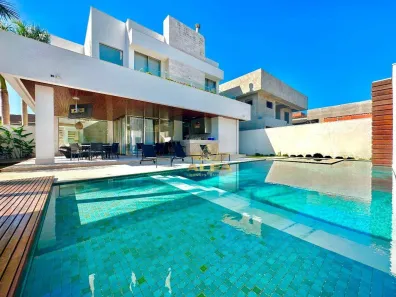 Casa de Condomínio com 5 Quartos à venda, 540m² no Jardim Acapulco, Guarujá