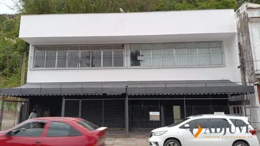 Ponto Comercial à venda, 240m² no Alto da Serra, Petrópolis