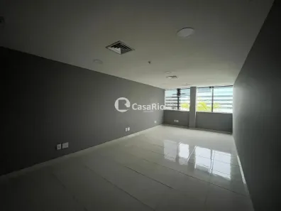 Sala Comercial à venda, 33m² no Barra Olímpica, Rio de Janeiro