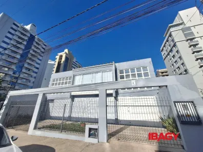 Imóvel Comercial para alugar, 490m² no Centro, Florianópolis
