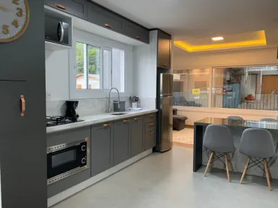 Apartamento com 2 Quartos à venda, 60m² no C A I C, Gramado